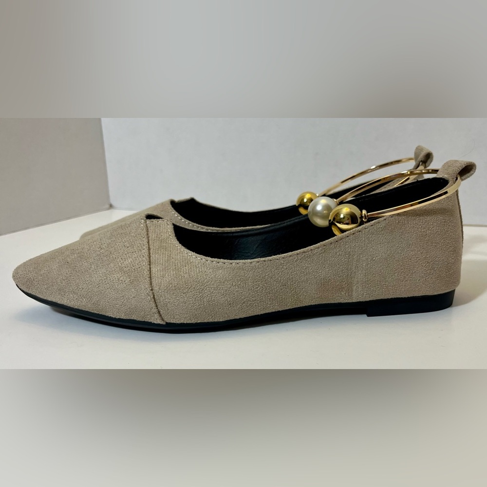 Tan Flats with Embellishments, Size 42 (10)